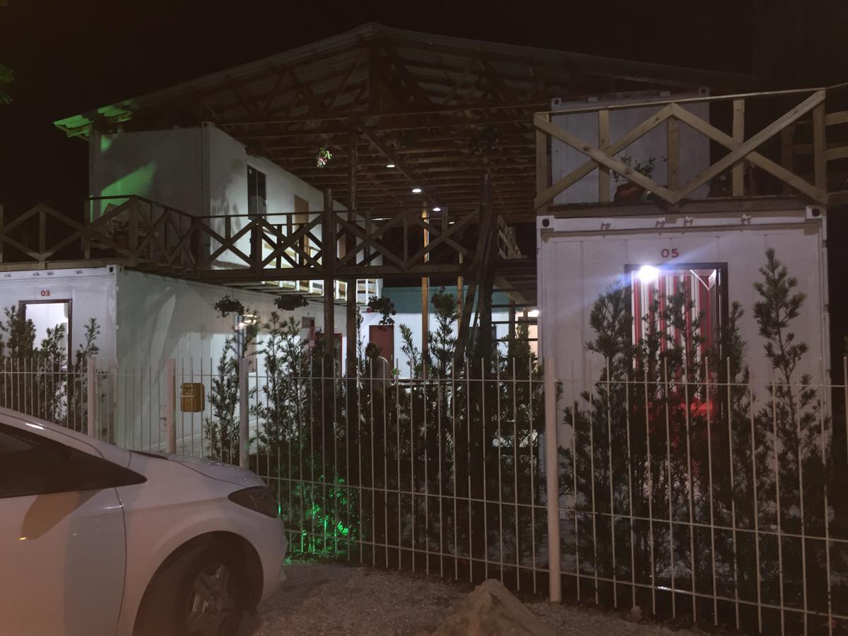 Eco Container Pousada Florianopolis Exterior photo